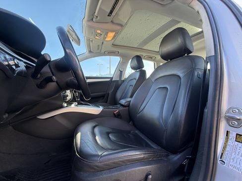 Used 2010 Audi A4 2.0T Premium image 11