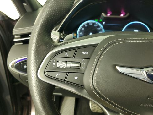 Used 2023 Genesis GV70 2.5T w/ Sport Prestige Package image 25