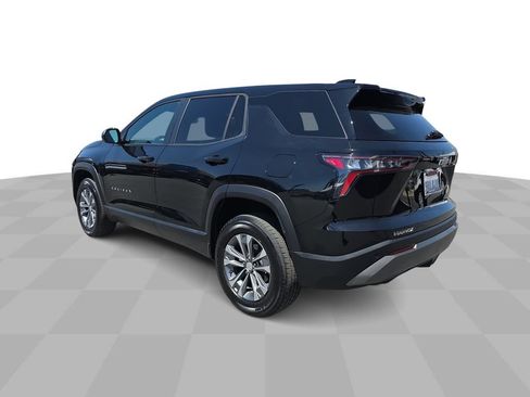 Used 2025 Chevrolet Equinox LT FWD image 6