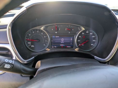 Used 2022 Chevrolet Equinox LT image 16