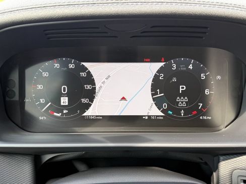 Certified 2025 Land Rover Discovery Dynamic SE AWD/4WD image 29