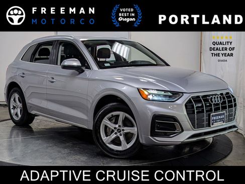 Used 2023 Audi Q5 2.0T Premium w/ Convenience Package image 1