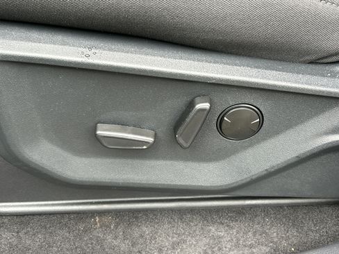 New 2026 Ford F150 XLT w/ Equipment Group 302A MID AWD/4WD image 11