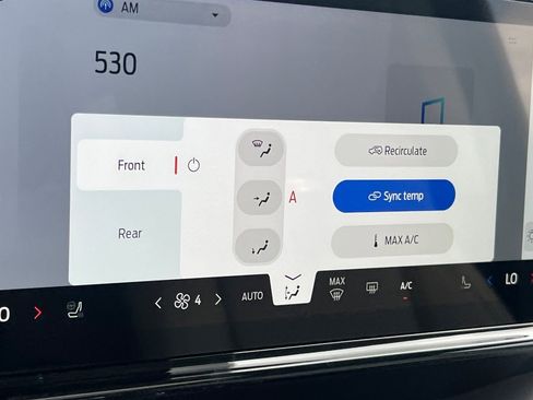 New 2026 Ford Expedition Max Platinum image 27