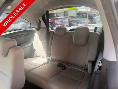 Used 2019 Honda Odyssey EX image 9