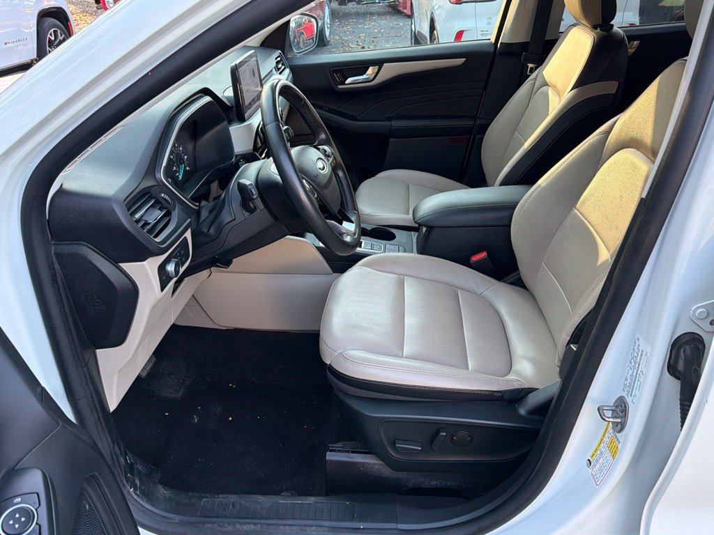 Used 2022 Ford Escape SEL AWD/4WD image 15