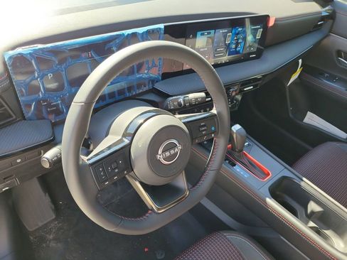 New 2026 Nissan Kicks SR w/ Cold Weather Package image 22