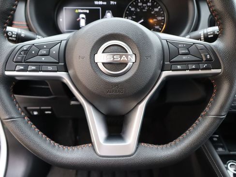 Used 2023 Nissan Kicks SR FWD image 11