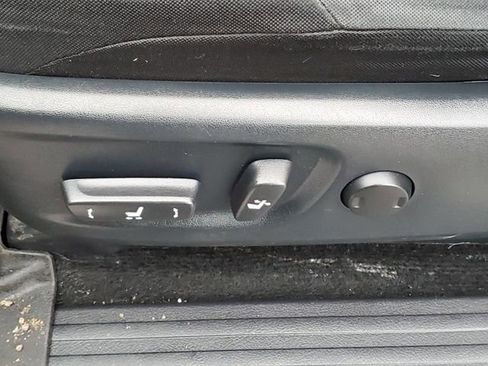 Used 2023 Toyota 4Runner TRD Off-Road image 17