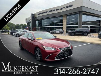 Certified 2025 Lexus ES 350 w/ Premium Package