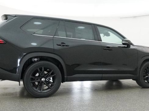 New 2026 Toyota Grand Highlander Limited image 29