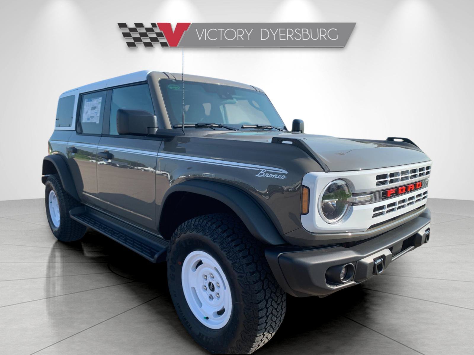 New 2026 Ford Bronco Heritage Edition AWD/4WD image 2
