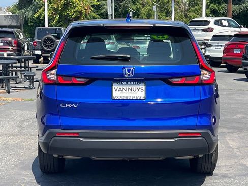 Used 2023 Honda CR-V LX image 6
