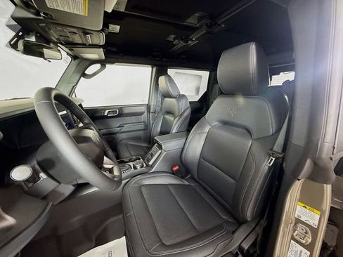 New 2026 Ford Bronco Badlands image 21