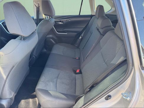 Used 2024 Toyota RAV4 XLE image 12