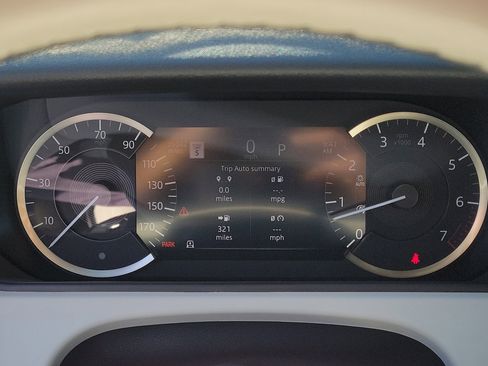 Used 2022 Land Rover Range Rover Velar R-Dynamic S image 30