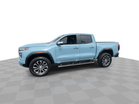 New 2026 GMC Canyon Denali image 4