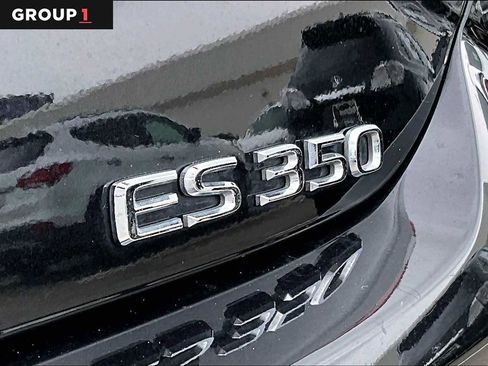 Certified 2024 Lexus ES 350 w/ Premium Package FWD image 28
