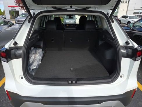 Used 2025 Volkswagen Tiguan SE AWD/4WD image 22
