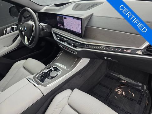 Certified 2025 BMW X5 sDrive40i w/ Premium Package RWD image 29