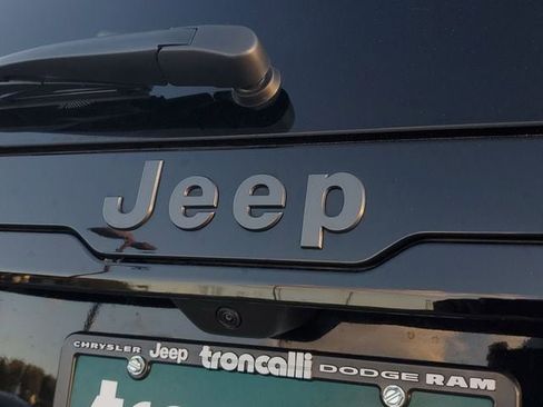 New 2026 Jeep Cherokee Limited image 8