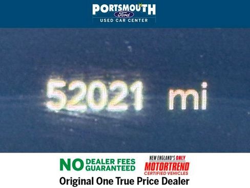 Used 2024 Chrysler Pacifica Touring-L image 19
