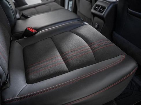 Used 2022 Chevrolet Equinox RS w/ LPO, Floor Liner Package image 34