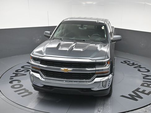 Used 2017 Chevrolet Silverado 1500 LT w/ All Star Edition image 30