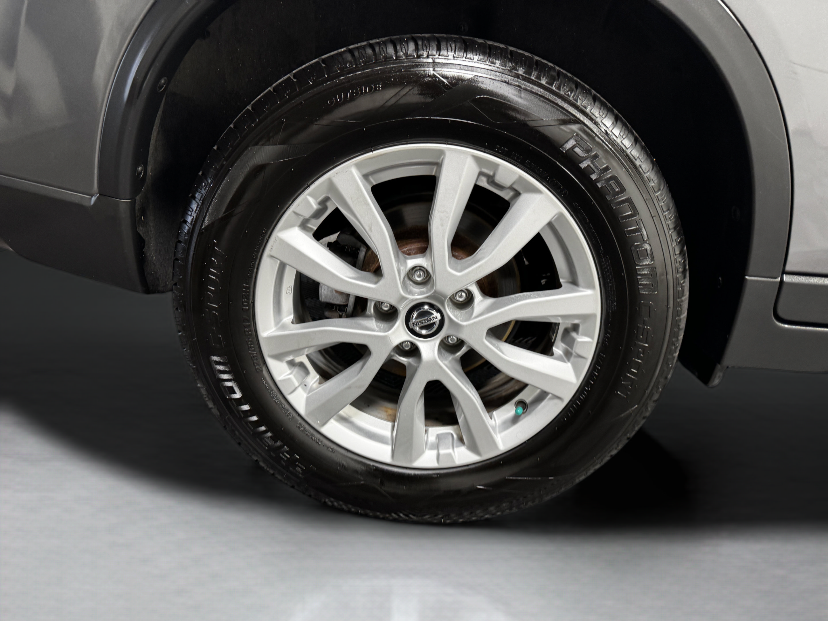 Used 2019 Nissan Rogue SV FWD image 52