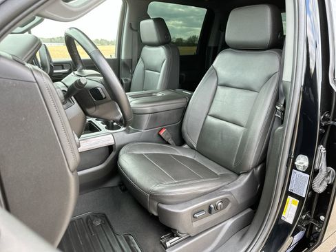 Used 2022 Chevrolet Silverado 3500 LTZ w/ LTZ Texas Edition image 11