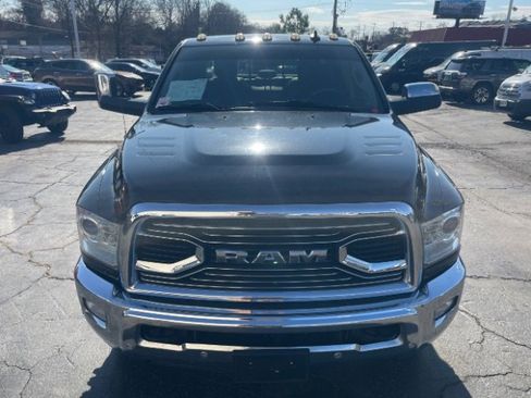 Used 2018 RAM 3500 Laramie Longhorn image 6