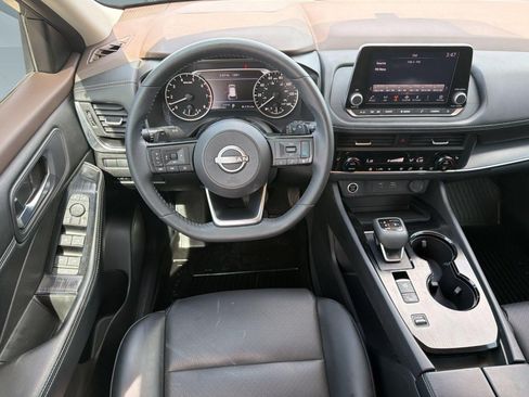Used 2023 Nissan Rogue SV w/ SV Premium B Package FWD image 27