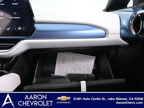 New 2026 Chevrolet Equinox EV LT image 23