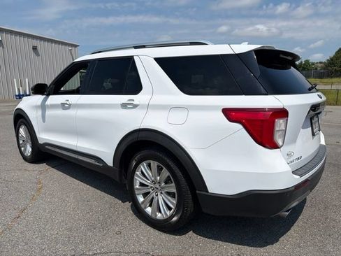 Used 2020 Ford Explorer Limited RWD image 4