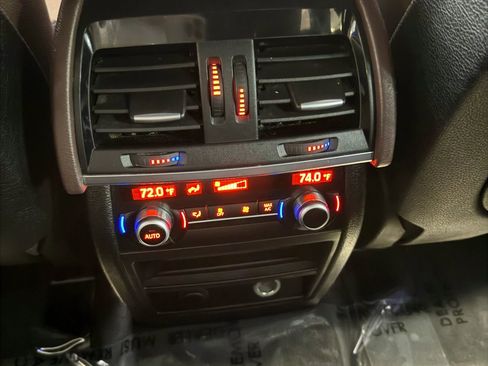 Used 2018 BMW X5 xDrive40e AWD/4WD image 12