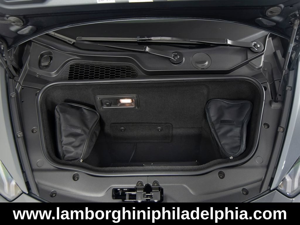 Used 2015 Lamborghini Huracan LP 610-4 AWD/4WD image 49