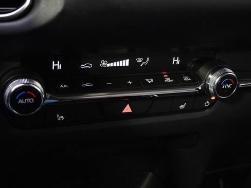 Certified 2025 MAZDA CX-30 AWD 2.5 S w/ Preferred Package image 31