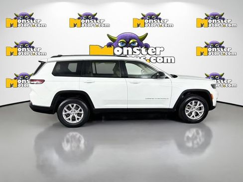 Used 2022 Jeep Grand Cherokee L Limited AWD/4WD image 4