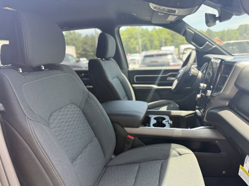New 2026 RAM 1500 Big Horn AWD/4WD image 13