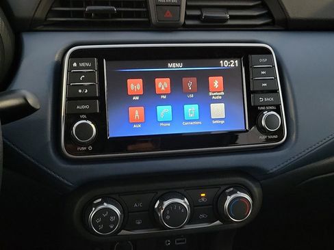 New 2025 Nissan Versa SV w/ Trunk Package image 22