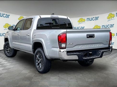 Used 2023 Toyota Tacoma SR5 AWD/4WD image 4