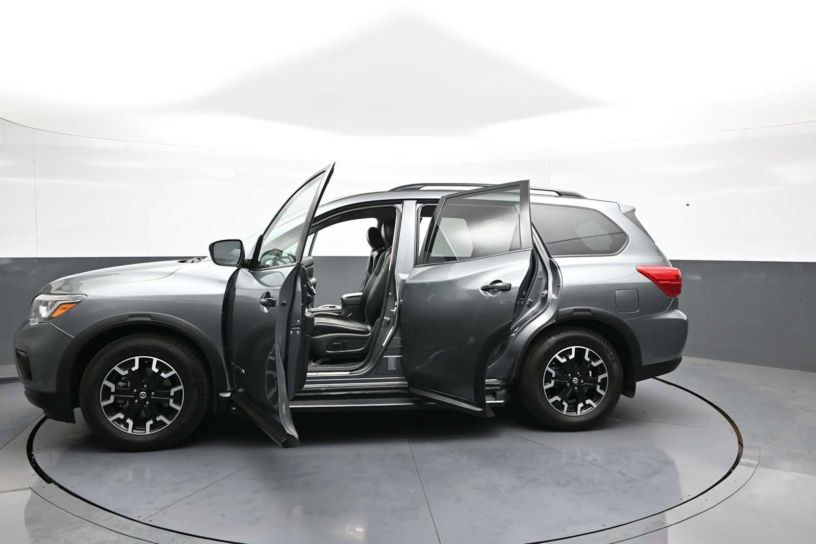 Used 2020 Nissan Pathfinder SV w/ Rock Creek Edition AWD/4WD image 43
