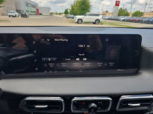 New 2026 Nissan Sentra SV FWD image 8