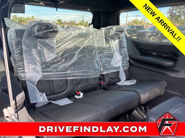 Used 2026 Jeep Grand Wagoneer Summit AWD/4WD image 14