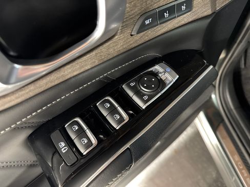 Used 2022 Kia Sorento SX Prestige image 29