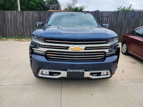Used 2021 Chevrolet Silverado 1500 High Country w/ Technology Package image 7