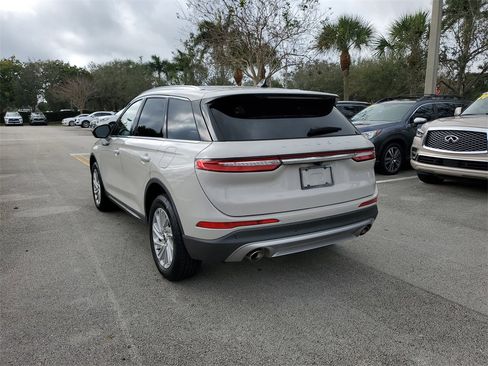 Certified 2020 Lincoln Corsair Standard w/ Convenience Package image 3