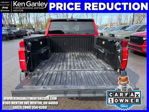 Used 2025 Toyota Tacoma SR image 21