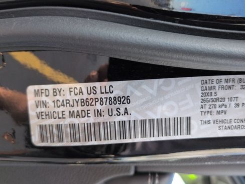 Used 2023 Jeep Grand Cherokee 4WD 4xe image 34