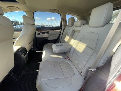 Used 2019 Honda CR-V Touring image 25